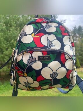 Kate Spade Dawn Breezy Floral Medium Backpack